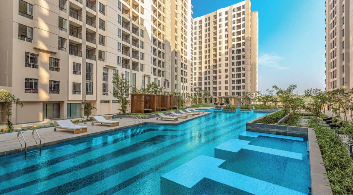 Swimming-Pool-Deck-1170x648